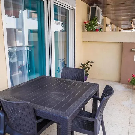 With One Bedroom In With Wonderful Sea View Terrace And Wifi 200 M From The Beach Appartement