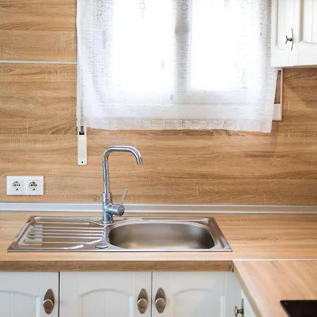 Appartement With One Bedroom In With Wonderful Sea View Terrace And Wifi 200 M From The Beach *