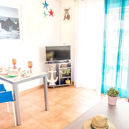 Appartement With One Bedroom In With Wonderful Sea View Terrace And Wifi 200 M From The Beach *