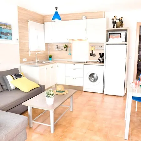 With One Bedroom In With Wonderful Sea View Terrace And Wifi 200 M From The Beach Appartement