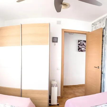 Appartement With One Bedroom In With Wonderful Sea View Terrace And Wifi 200 M From The Beach